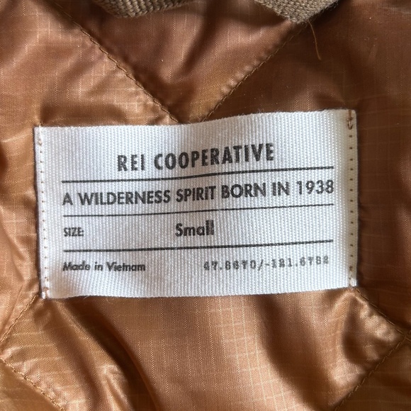 REI Co-op Wallace Lake Sherpa Bomber Jacket - Picture 8 of 10